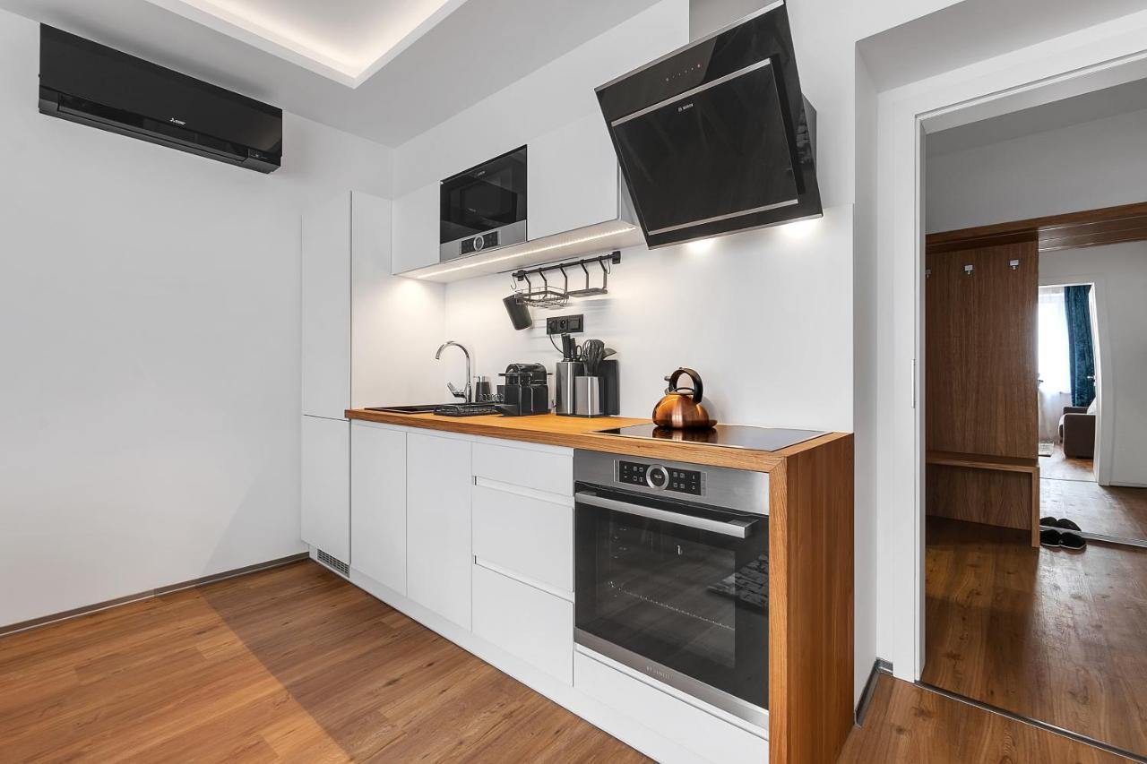 Novy Designovy Apartman S Klimatizaci Rychnov nad Kneznou Exteriör bild